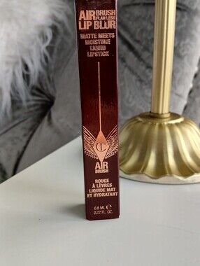 NEW Charlotte Tilbury Airbrush Flawless Lip Blur Liquid Lipstick – Pillow Talk